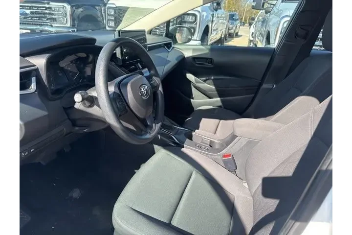 $18700 : Toyota Corolla 2024 LE 4dr S image 2