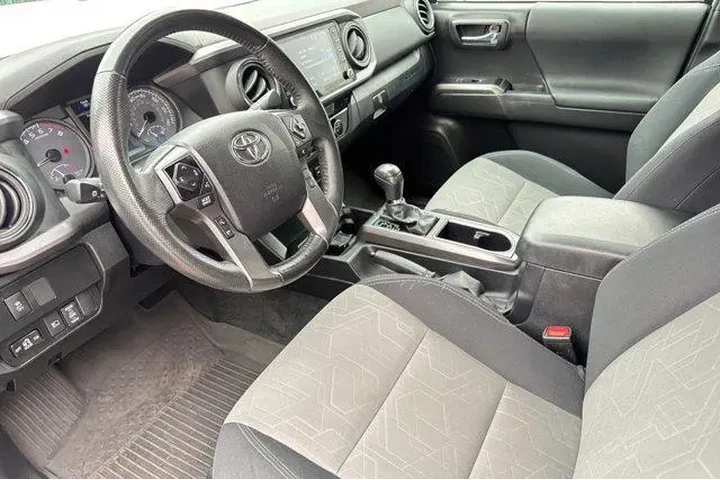 $35080 : Toyota Tacoma 2022 4x4 TRD P image 10