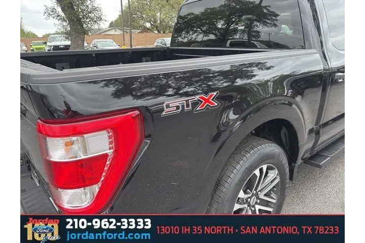 $33999 : Ford F-150 2023 4x2 XL 4dr S image 9