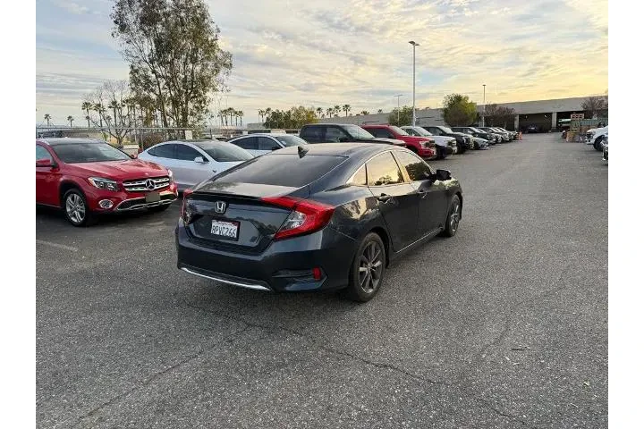 $17800 : Honda Civic 2020 EX 4dr Seda image 3