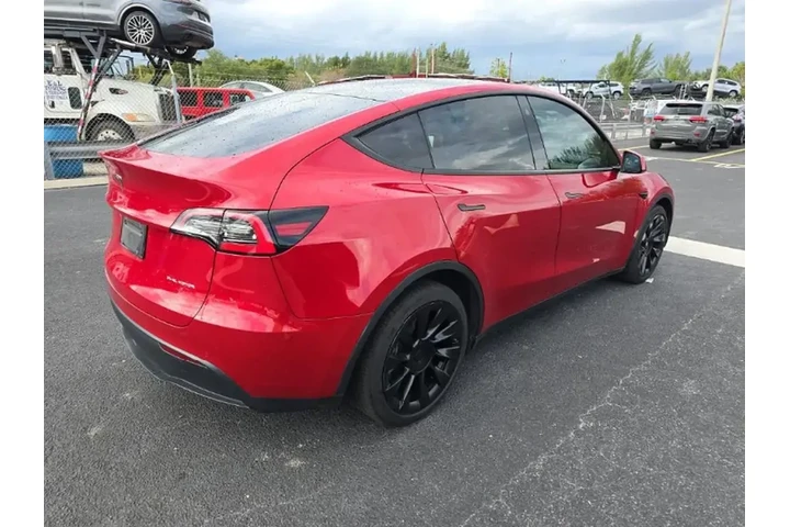 $24990 : Tesla Model Y 2021 AWD Long image 4