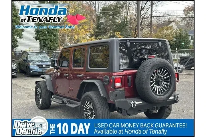 $29990 : Jeep Wrangler Unlimited 2022 image 4