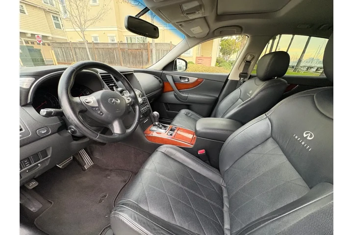 $9988 : 2009 FX35 image 10