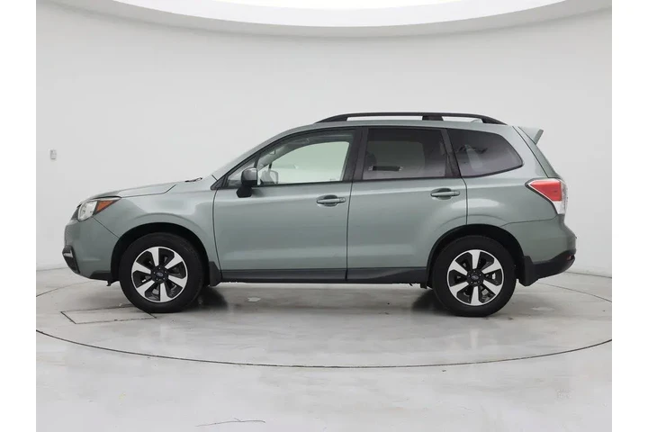 $14998 : Subaru Forester 2017 AWD 2.5 image 3