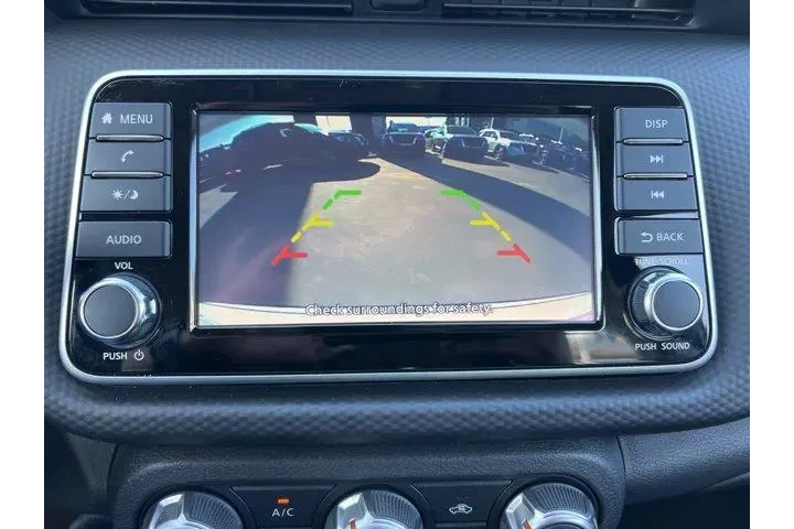 $19881 : Nissan Kicks Play 2025 S 4dr image 10