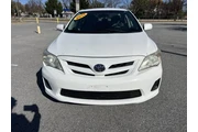 $7900 : 2011 Corolla LE thumbnail