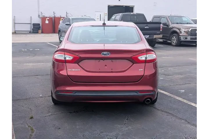 $12500 : Ford Fusion 2016 SE 4dr Seda image 6