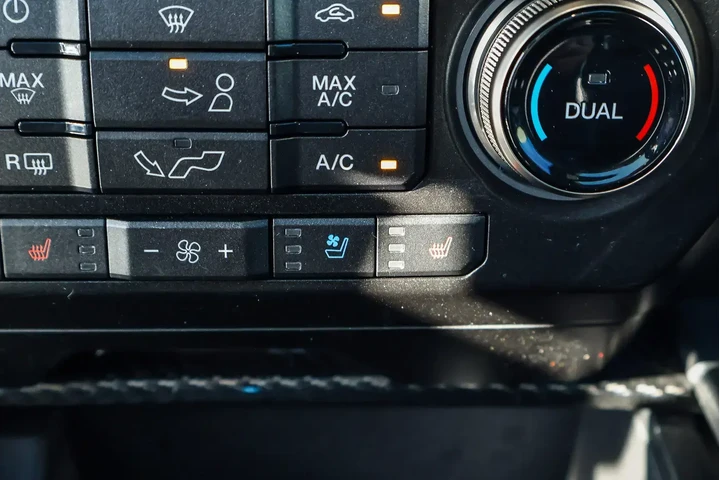 $40000 : Ford F-150 2018 4x4 Raptor 4 image 8