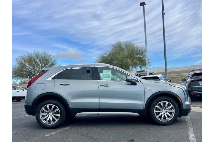$21777 : Cadillac XT4 2023 Premium Lu image 2