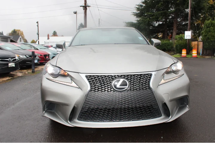 $19495 : 2015 IS 250 4dr Sport Sdn RWD image 7