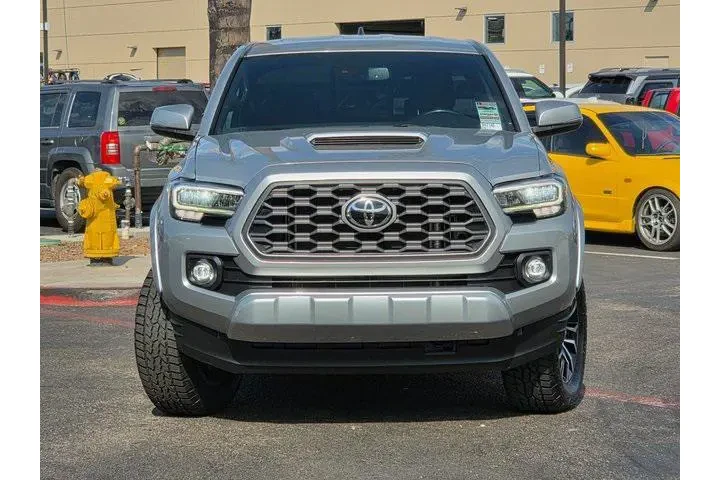 $29995 : Toyota Tacoma 2022 4x2 TRD S image 3
