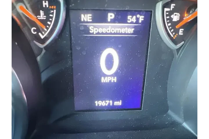 $31279 : Jeep Wrangler Unlimited 2022 image 10