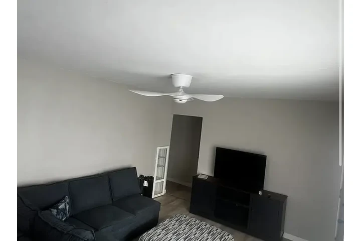 $999 : LOCATION...LOCATION...LOCATION image 1