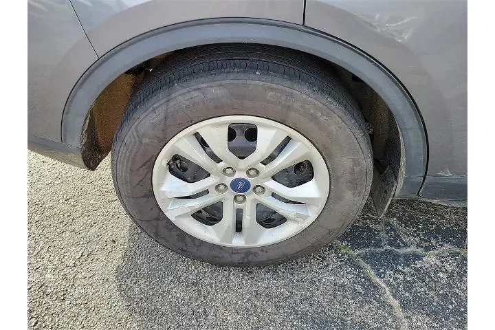 $15142 : Ford Escape 2021 S 4dr SUV image 5