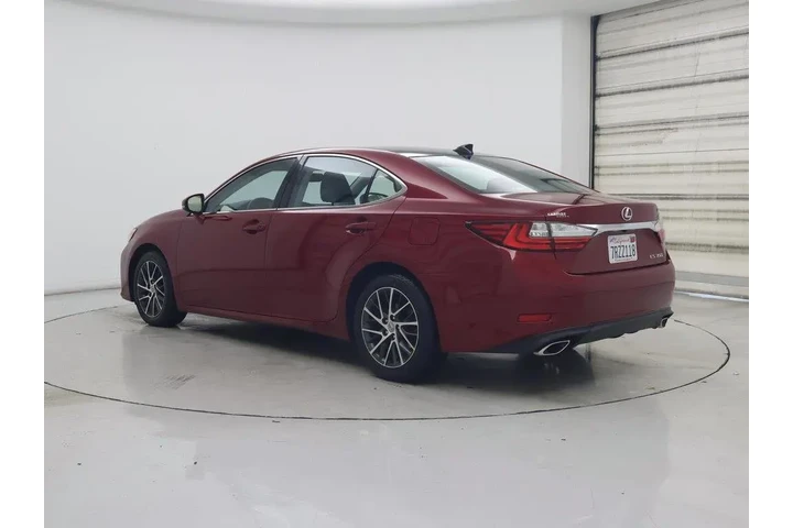 $26998 : Lexus ES 350 2016 4dr Sedan image 2