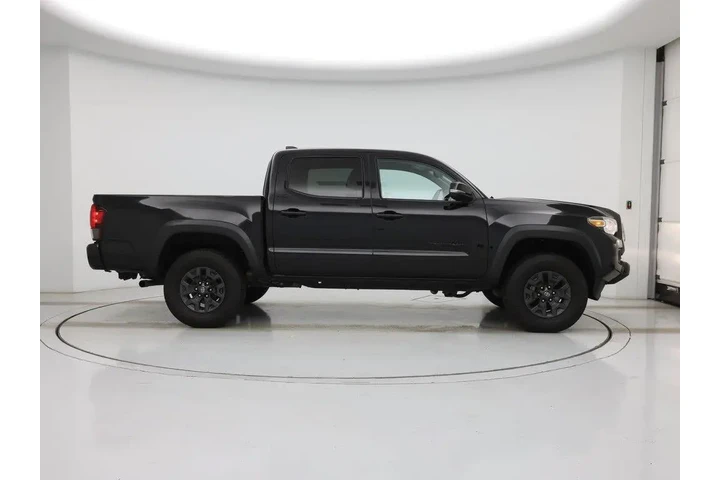 $32998 : Toyota Tacoma 2021 4x4 SR5 V image 7
