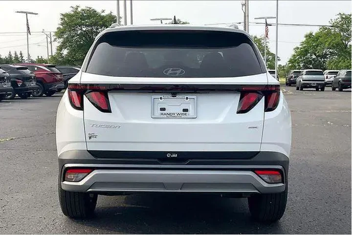 $31312 : Hyundai TUCSON 2025 AWD SEL image 4