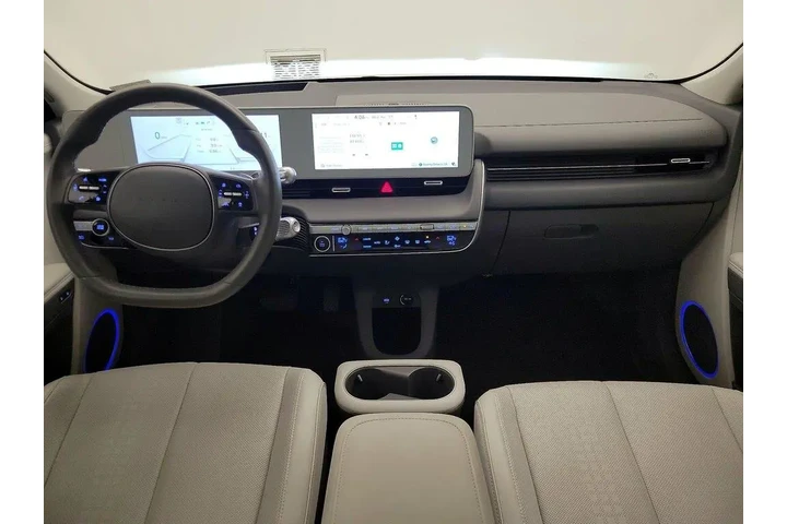 $30998 : Hyundai IONIQ 5 2022 AWD Lim image 9