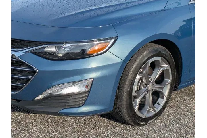 $18995 : Chevrolet Malibu 2024 LT 4dr image 9