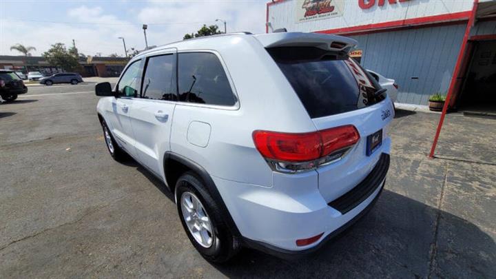 $16995 : 2017 Grand Cherokee Laredo image 6