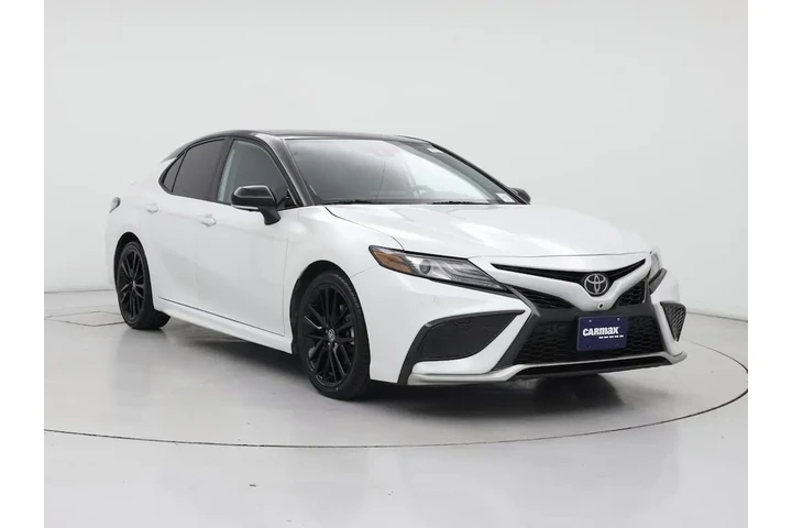 $29998 : Toyota Camry 2023 XSE V6 4dr image 1