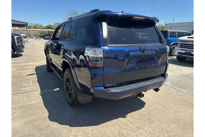 $37331 : Toyota 4Runner 2022 4x4 SR5 image 10