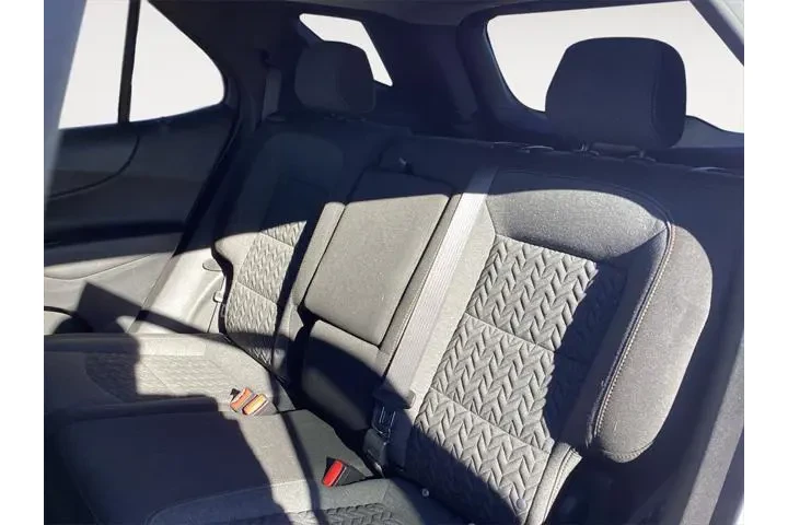 $24500 : Chevrolet Equinox 2022 LT 4d image 7