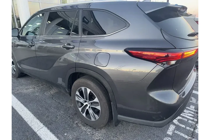 $39341 : Toyota Highlander Hybrid 202 image 5