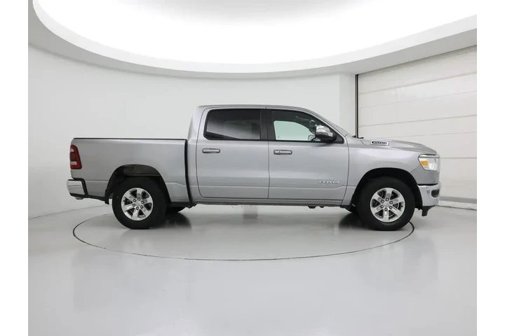 $33998 : Ram 1500 2024 4x2 Laramie 4d image 7