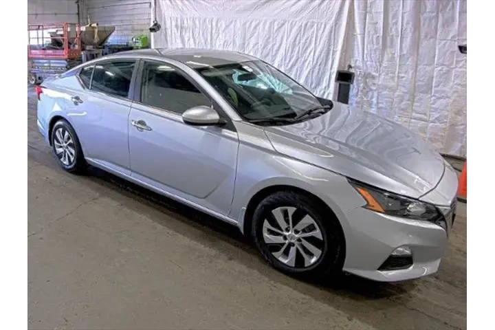 $17493 : Nissan Altima 2022 2.5 S 4dr image 3