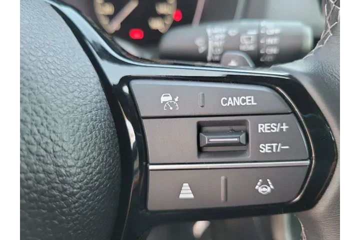 $30900 : Honda Civic 2025 Sport 4dr H image 6