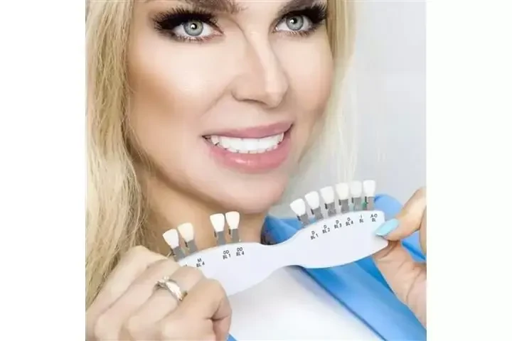 Dentista Cosmético image 2