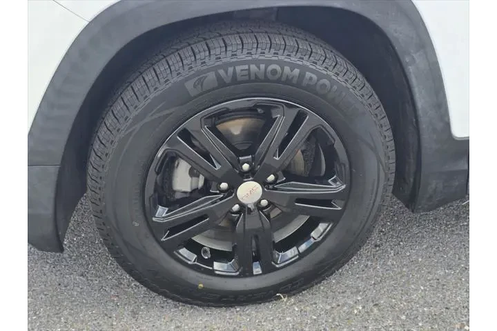 $23999 : GMC Terrain 2022 SLE 4dr SUV image 9
