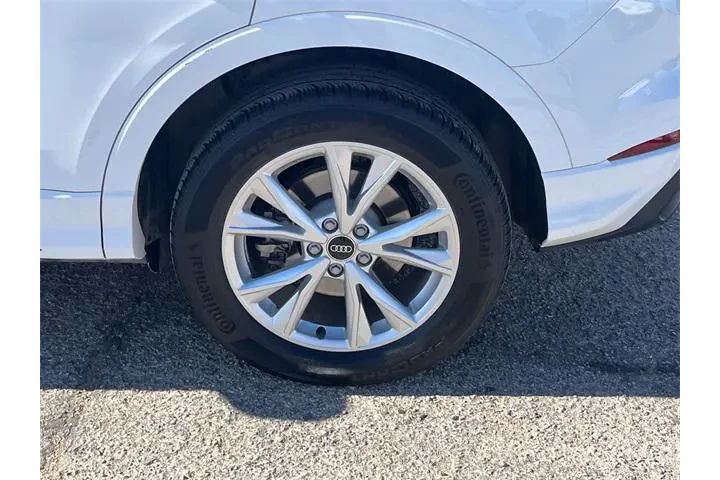 $32051 : Audi Q3 2024 AWD quattro S l image 5