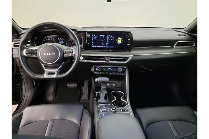 $27998 : Kia K5 2024 GT-Line 4dr Seda image 9