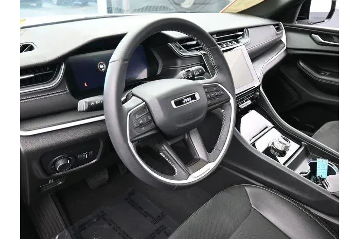 $28591 : Jeep Grand Cherokee L 2024 4 image 10