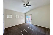 $900 : Wonderful open and spacious ! thumbnail