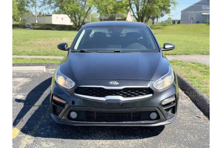 $5999 : 2019 Forte FE image 5