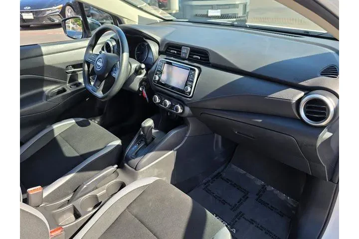 $17360 : Nissan Versa 2025 S 4dr Seda image 9