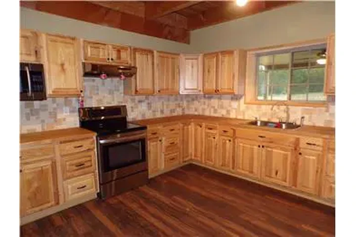 $2500 : Rental property with 3 bedro image 6