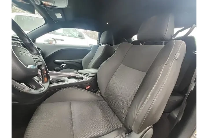 $20195 : Dodge Challenger 2016 R/T 2d image 10