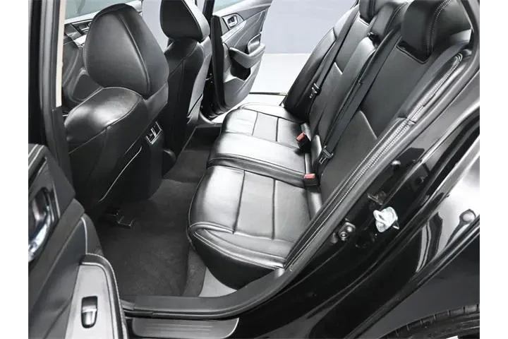 $22490 : Nissan Maxima 2023 3.5 SV 4d image 7