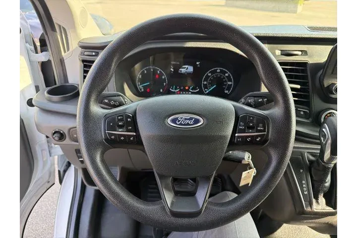 $32795 : Ford Transit 2024 250 3dr SW image 10
