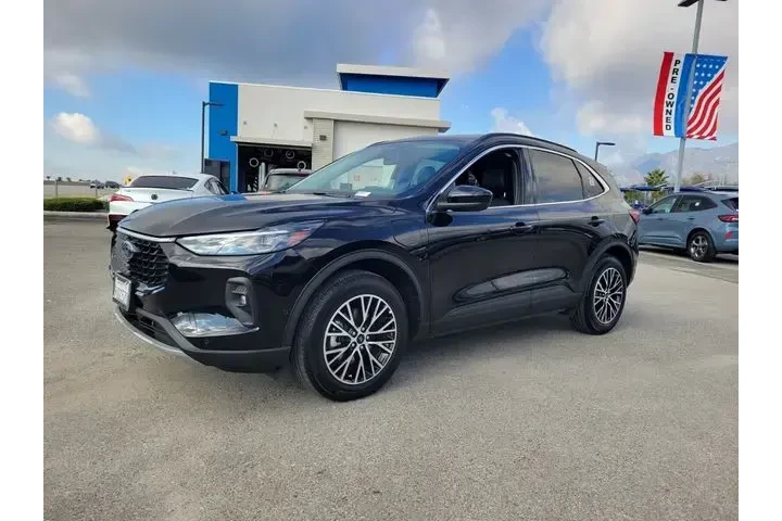 $28995 : Ford Escape Plug-In Hybrid 2 image 2