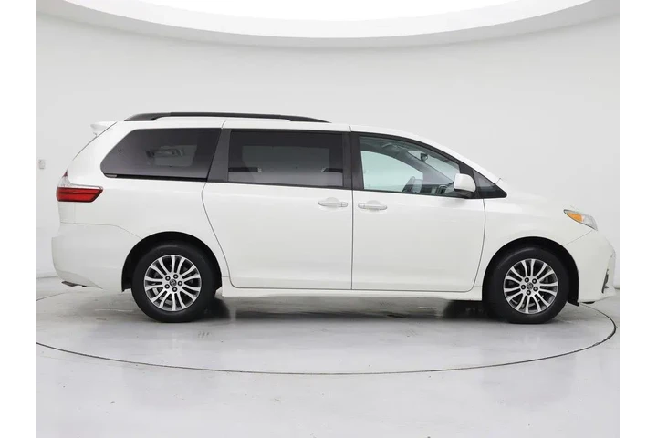 $31998 : Toyota Sienna 2019 XLE 7-Pas image 7