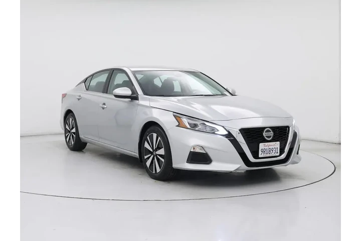 $18998 : Nissan Altima 2021 2.5 SV 4d image 1