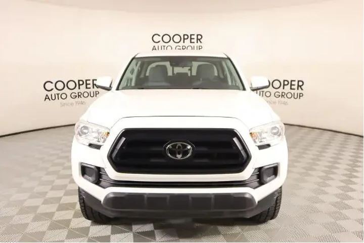 $27016 : Toyota Tacoma 2022 4x2 SR 4d image 8