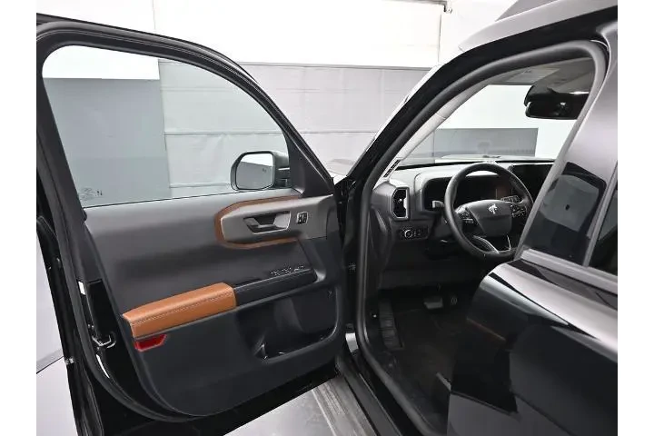 $29800 : Ford Bronco Sport 2025 AWD O image 8