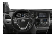2019 Sienna LE thumbnail