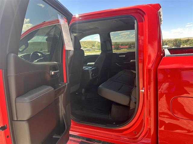 $38495 : 2019 GMC Sierra 1500 image 9